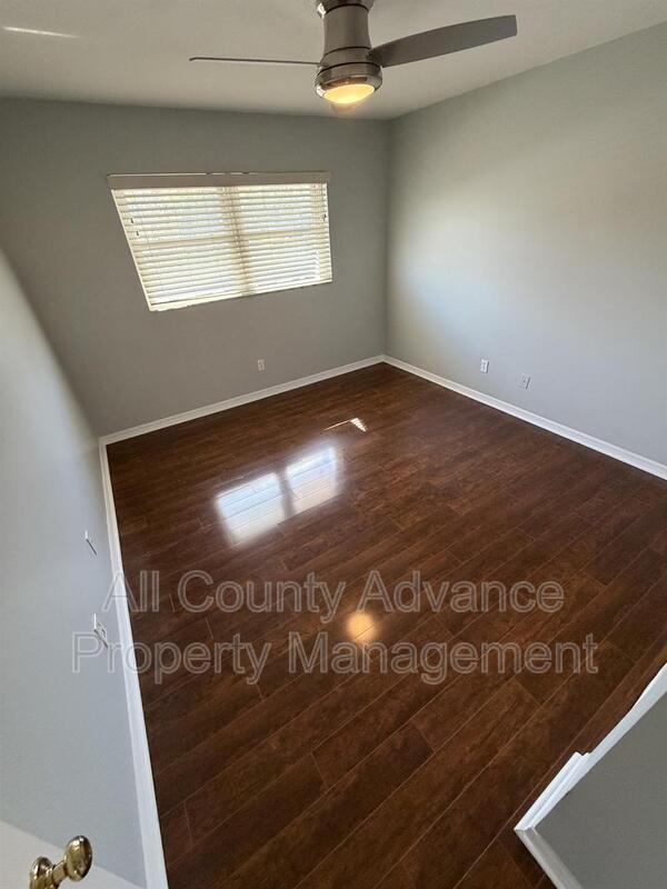 Building Photo - 218 Dogwood Cir