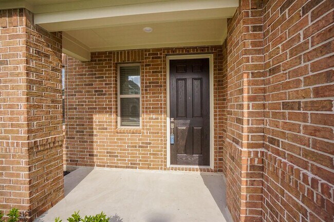Foto del edificio - 4615 Sabine Creek Way