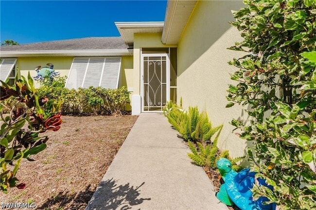 Building Photo - 11693 Oakland Dr