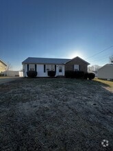 Building Photo - 585 Kathryn Ct