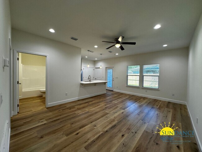 Foto del edificio - Lovely New Construction Unit in Fort Walto...