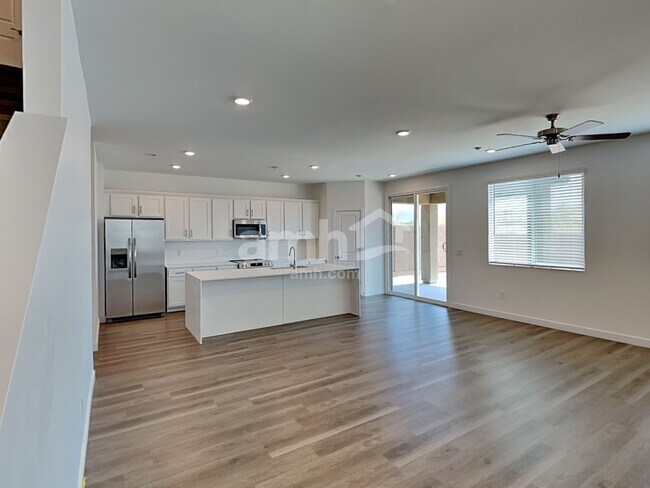 Foto del edificio - 9678 N Rancho Lozano