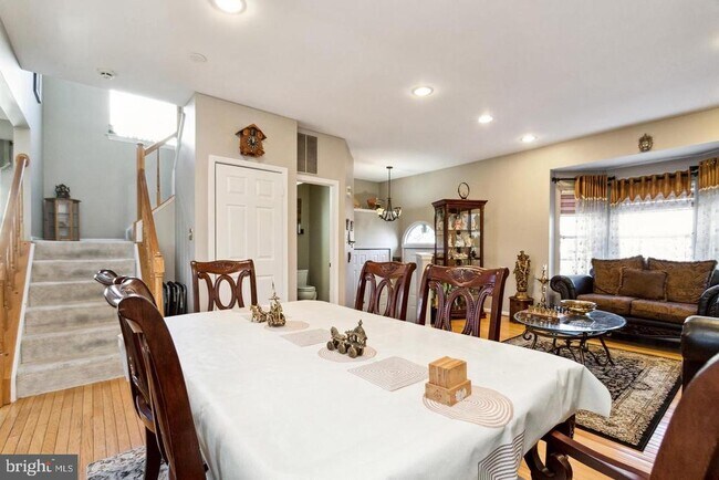 Foto del edificio - 47603 Comer Square