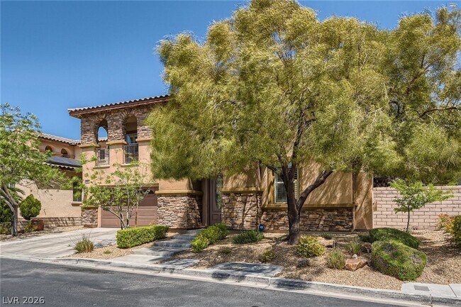 Foto del edificio - 552 Puenta Del Rey St