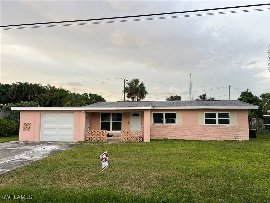 Building Photo - 160 Brooks Rd