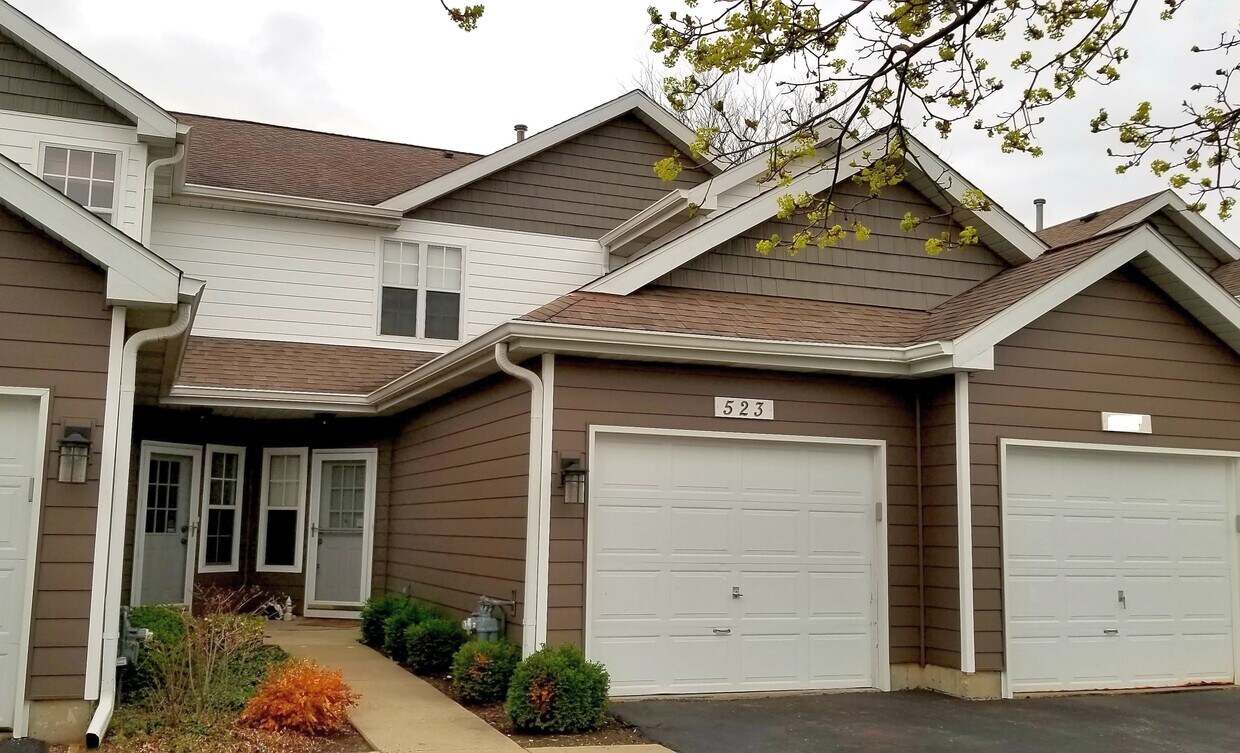 Primary Photo - 523 Woodhaven Dr