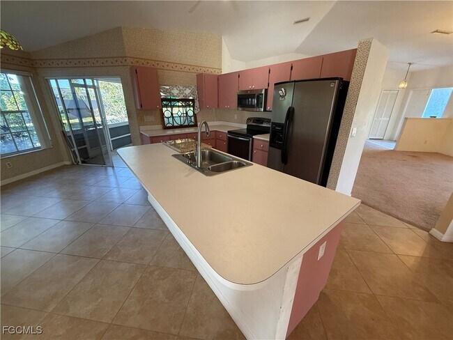 Building Photo - 132 Dania Cir