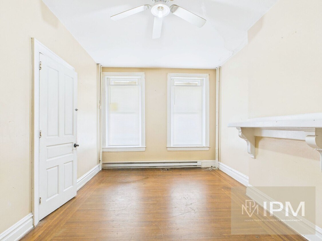 Foto principal - 515 W King St