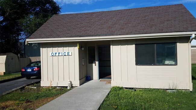 Foto del edificio - 1170 S Elm St