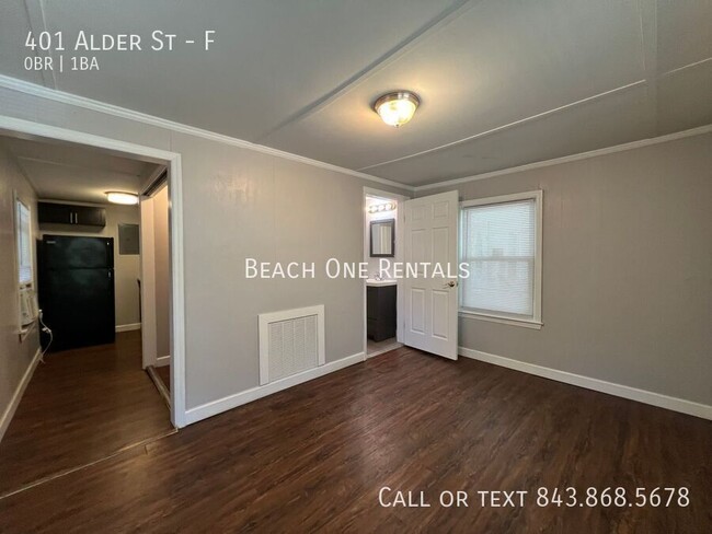 Building Photo - Myrtle Beach - Studio Apartment (All Utili...