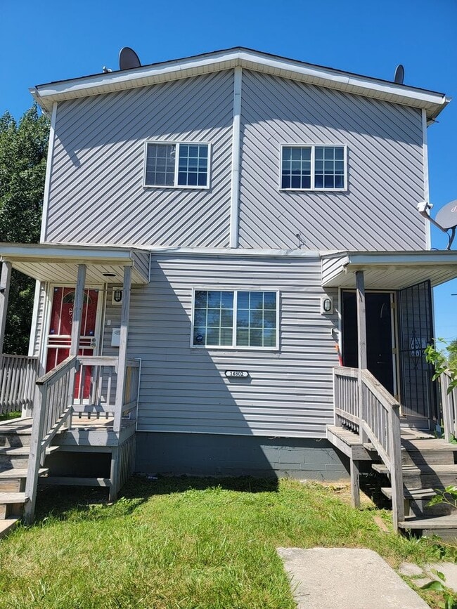 Building Photo - 14802 Cooper Ave