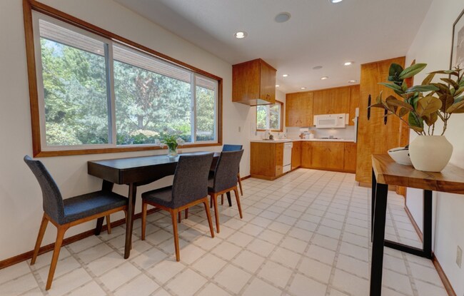 Foto del edificio - Welcome to this Mid-Century Modern Ranch w...