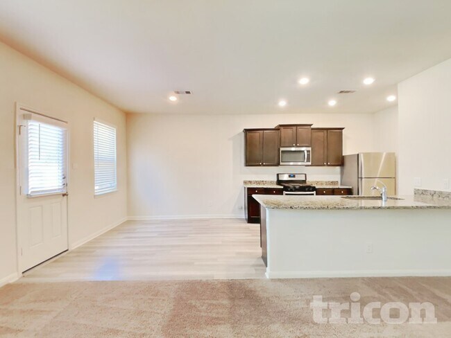 Building Photo - 23064 Shakespeare Dr