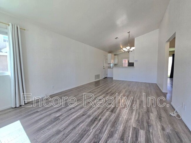 Foto del edificio - 2093 Waterbury Dr