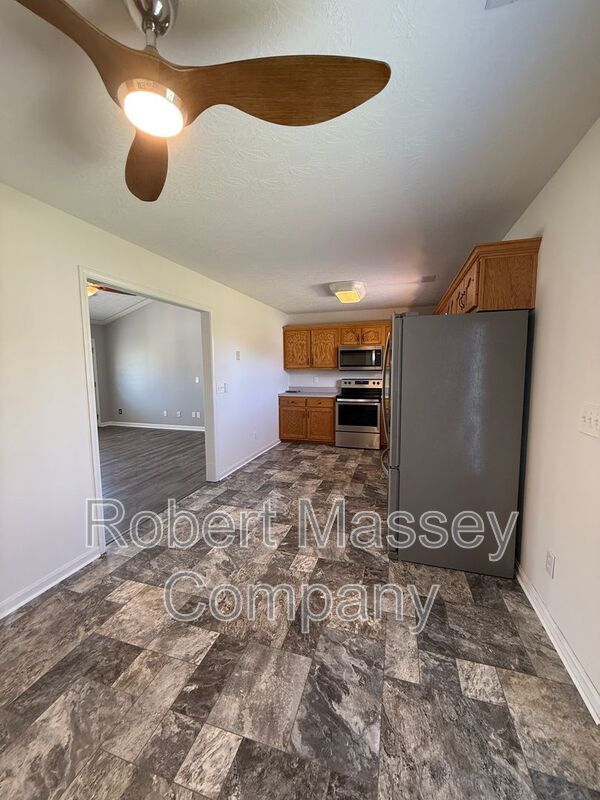 Foto del edificio - 137 Stone Creek Ct