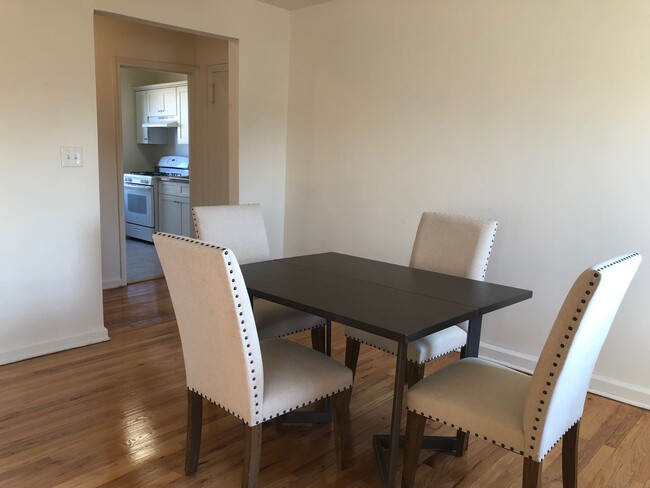 Dining Area - 148 Union Ave