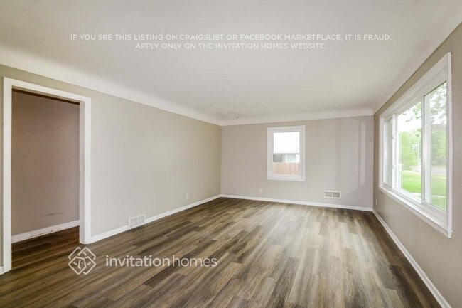 Building Photo - 7228 Harriet Ave
