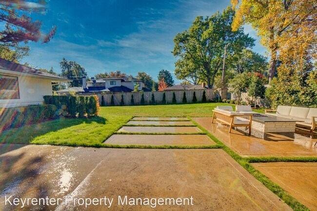 Foto del edificio - 3 br, 3 bath House - 2862 E 36th Place