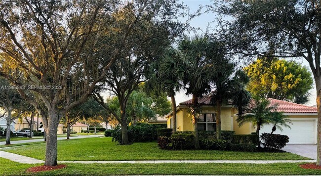 Foto del edificio - 6833 Watertown Dr