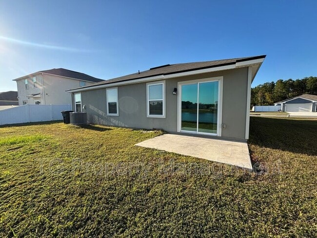 Foto del edificio - 15668 Palfrey Chase Dr