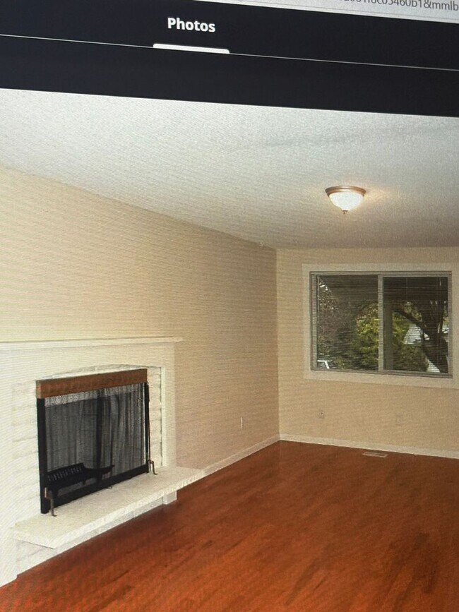 Photo - Bellevue Factoria-Lake Hills 3Bd/2Ba Charm... House