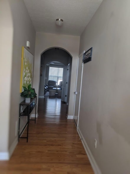 Foto del edificio - 5758 Bowery Brook Way