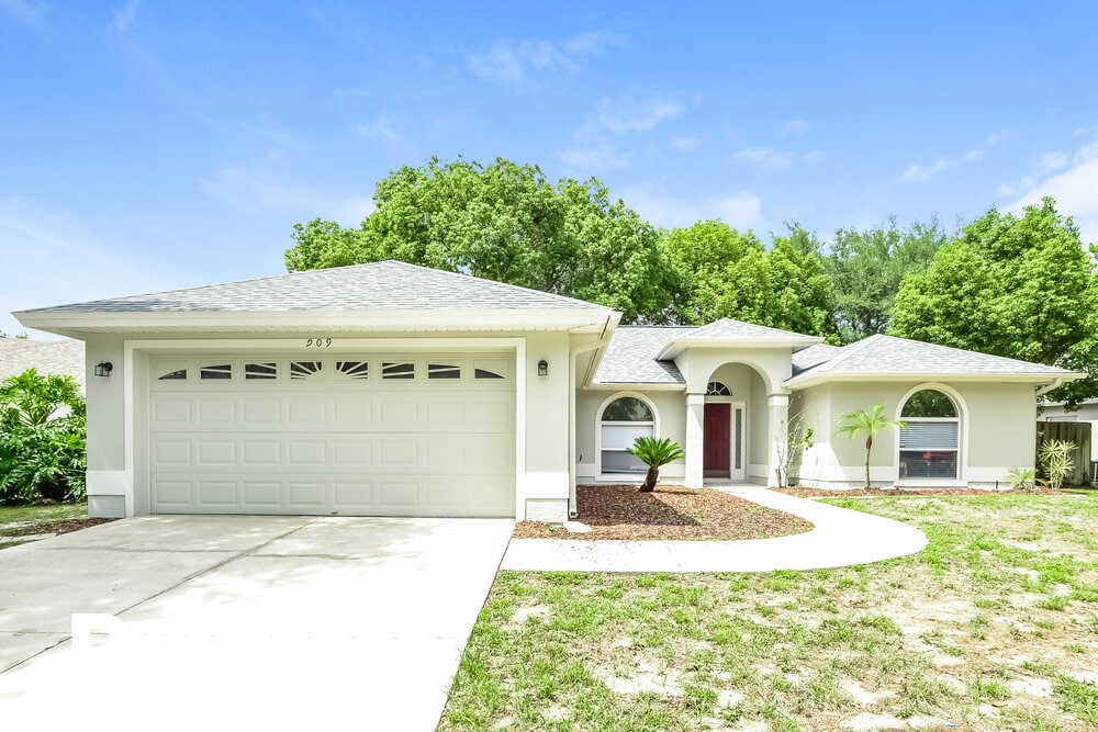 909 Vassar Dr, Eustis, FL 32726 House Rental in Eustis, FL