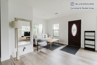 Building Photo - 251 Middlefield Rd