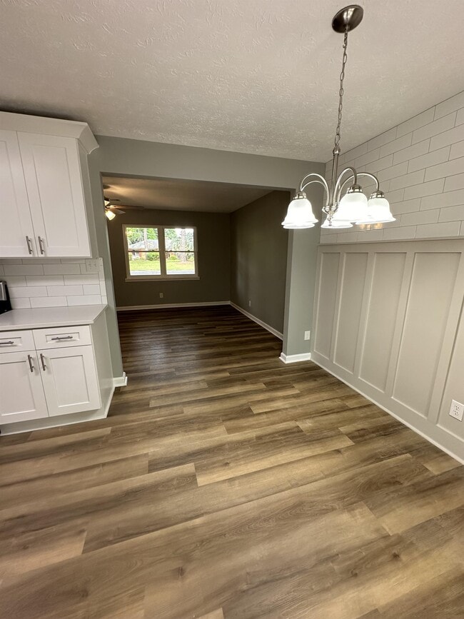 Building Photo - 1424 Whitfield Park Cir