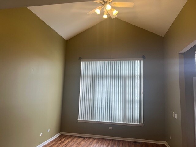 Foto del edificio - 1672 Normandy Woods Ct