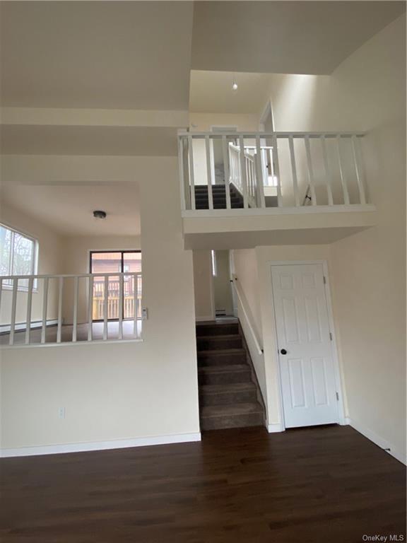 Building Photo - 26 Hilltop Cir