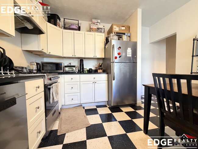 Photo - 130 Brainerd Rd Apartment