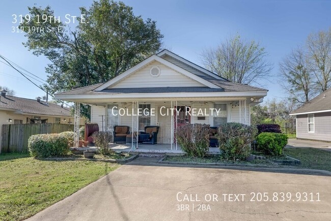 Foto del edificio - 319 19th St E