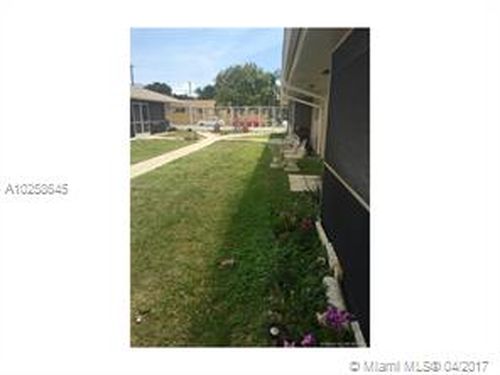 Building Photo - 1820 N 17th Ave