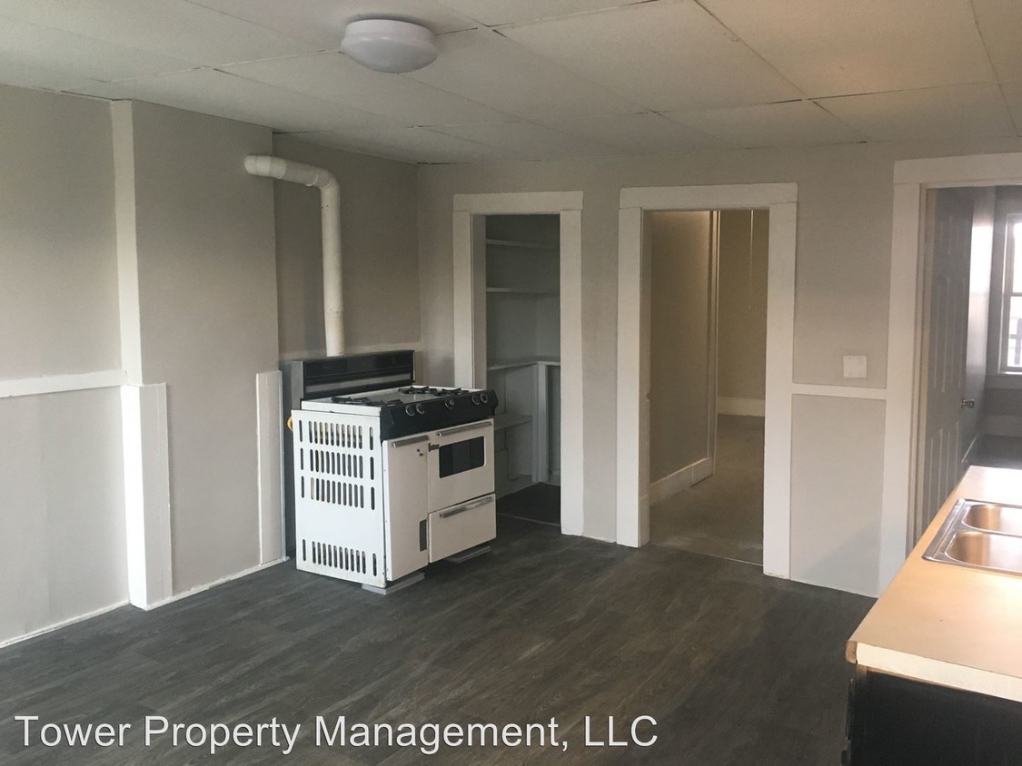 Building Photo - 121-123 Clemente St