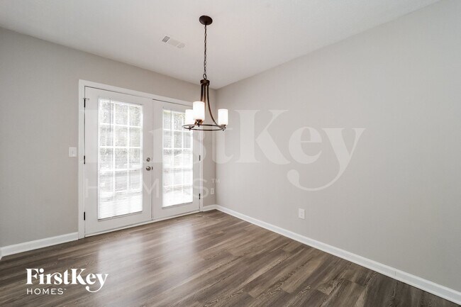 Foto del edificio - 3465 Rainbow Dr