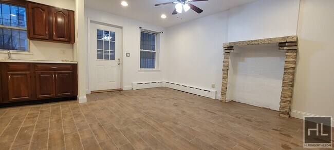 Foto del edificio - 412 73 STREET