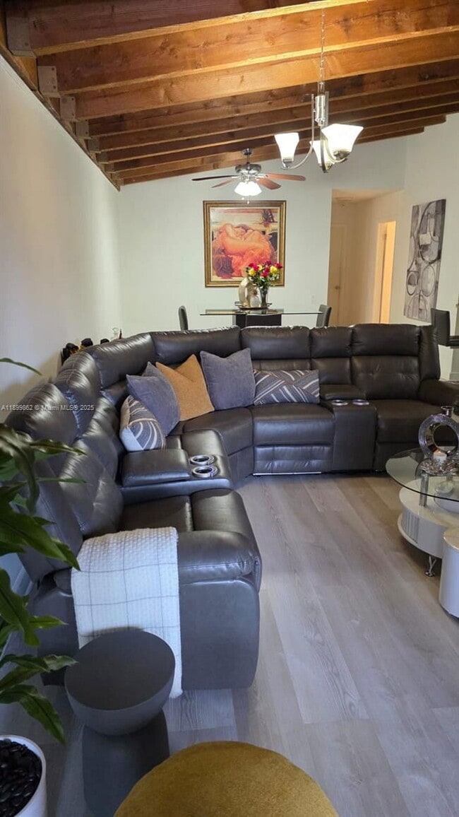 Foto del edificio - 6924 SW 114th Pl