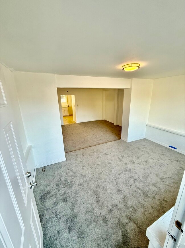 Photo - 874 Duplex House