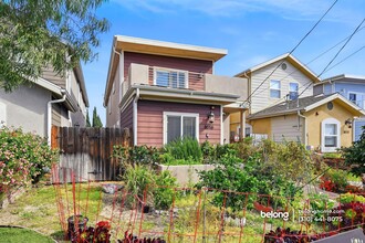 Building Photo - 6016 Fair Ave