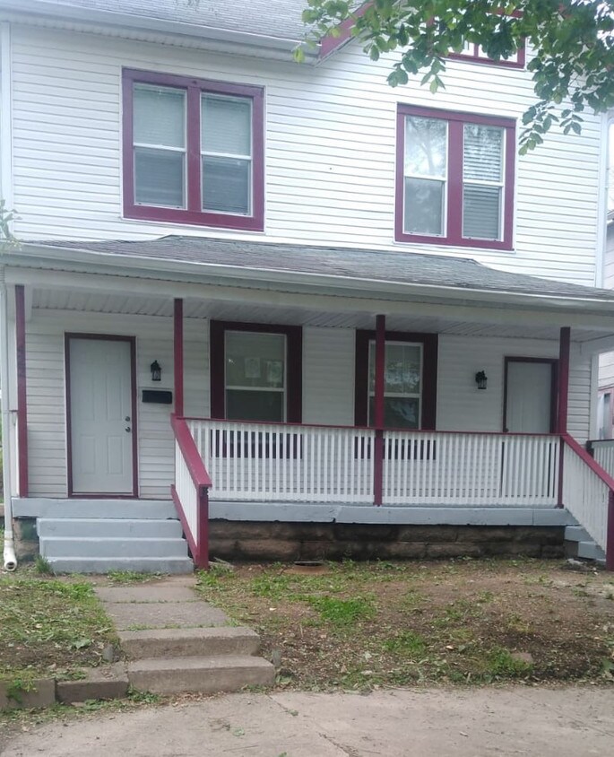 Primary Photo - 422/424 Jefferson ave