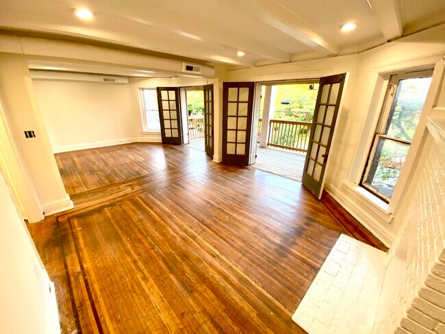 Foto del edificio - 1266 S Brook St