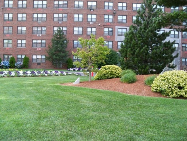 Building Photo - Fresh Pond Apartments