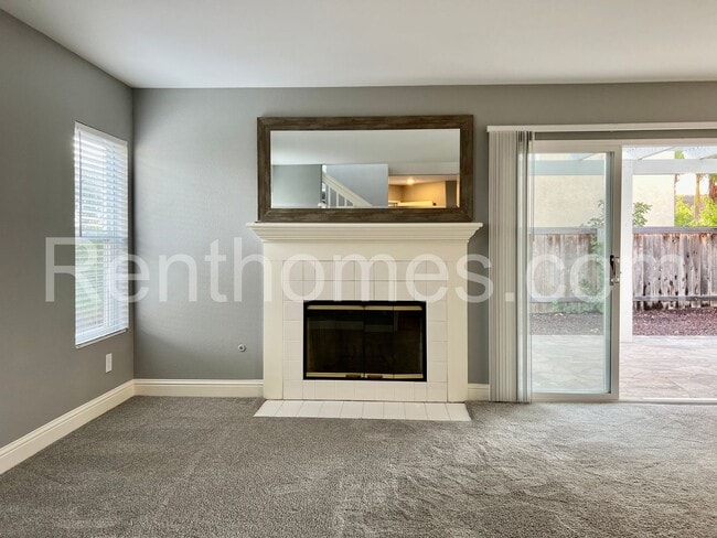 Building Photo - 11823 Pickford Rd