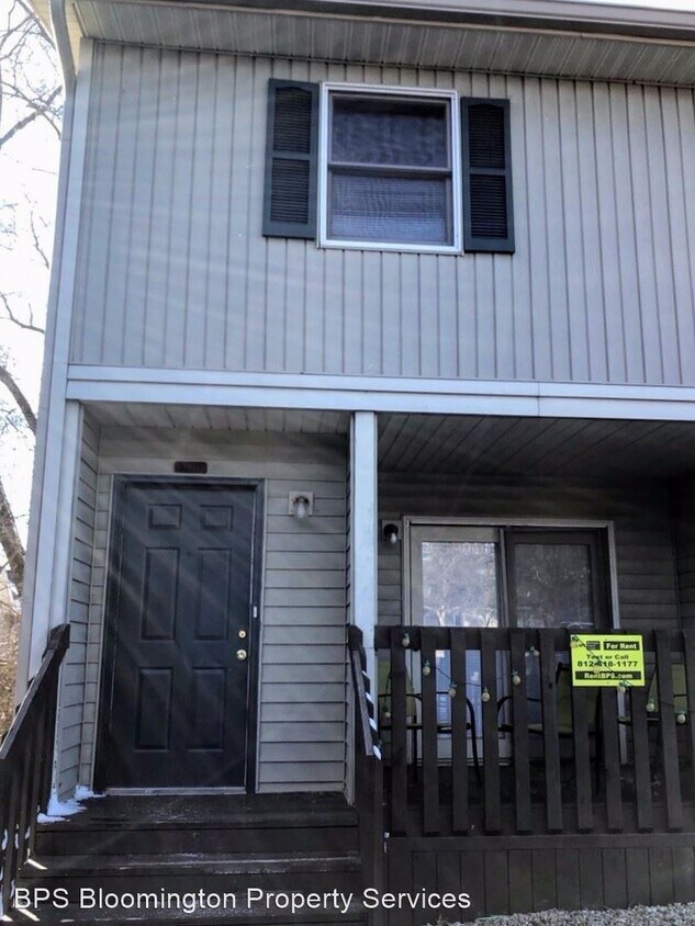 2 br, 2.5 bath House 1719 N Lincoln St House for Rent in