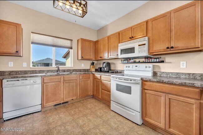 Foto del edificio - Great Location - Centrally Located - Quick...