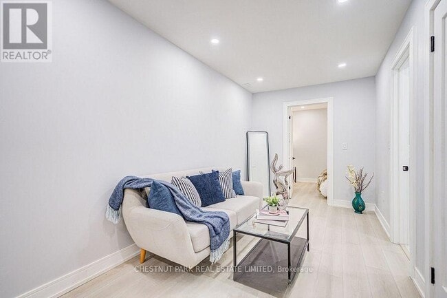 Building Photo - 770 Pape Ave