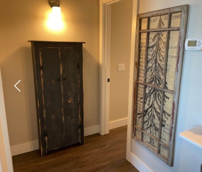 Building Photo - Fully furnished home in heart of newly built subdivision