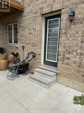 Building Photo - 36 Geranium Cres