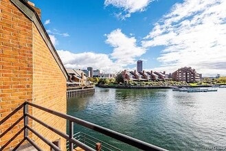 Building Photo - 160 Rivermist Dr Building Photo - 160 Rivermist Dr